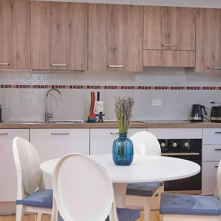 Charming And Stylish Casa Regina * אולביה