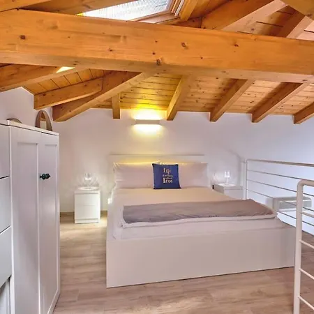 דירה Charming And Stylish Casa Regina