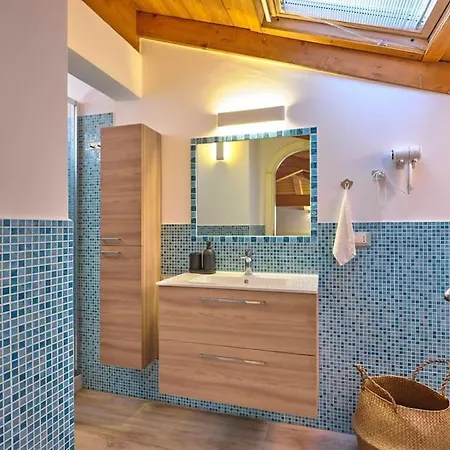 Charming And Stylish Casa Regina * אולביה